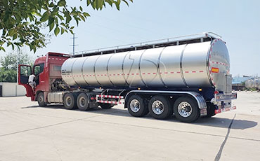 鮮奶運輸車的“保鮮秘籍”：揭秘SUS304不銹鋼罐體的奧秘